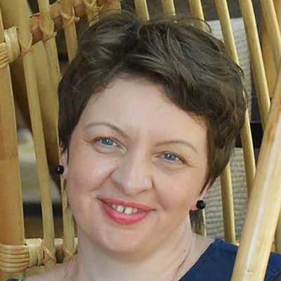 Елена Михницкая